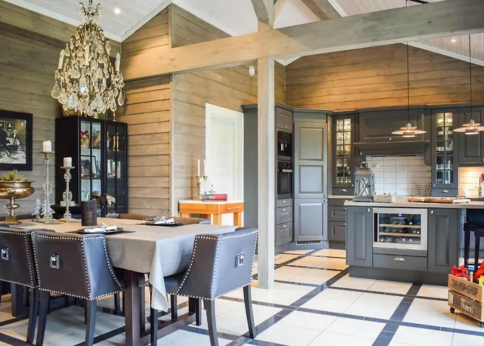 Feriehus Lovely In With Wifi *